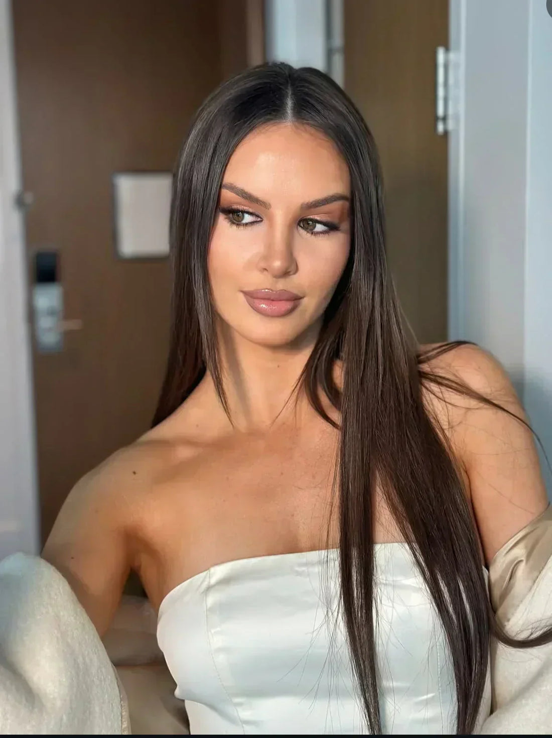 Hybrid Weft Hair Extensions 